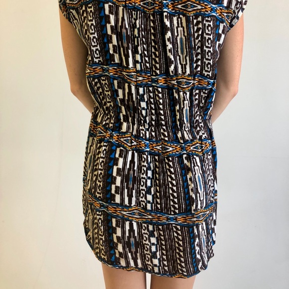Patterned Dress - Picture 4 of 4